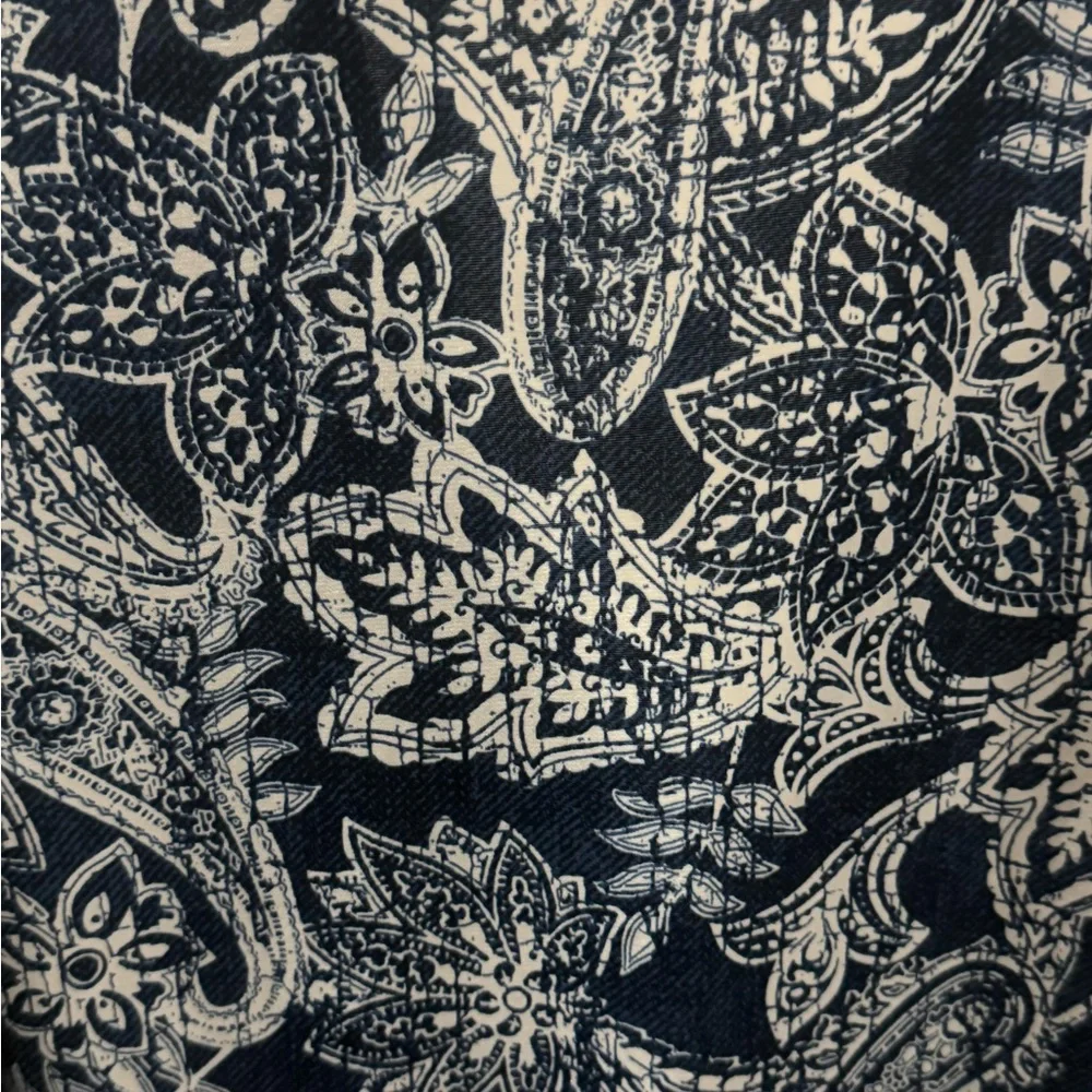 Navy Paisley Sleeveless Mini Dress - Picture 5 of 7